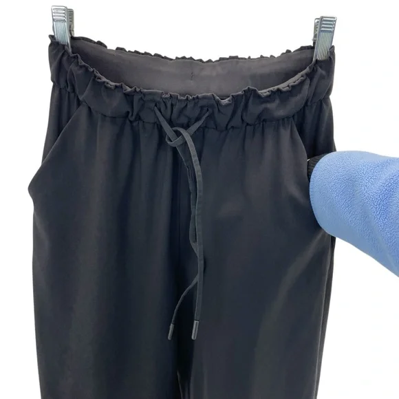 Lululemon Joggers 4 Black